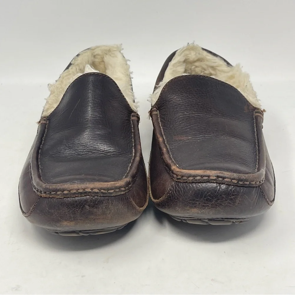 UGG Ascot Slippers Mens 8 Brown Leather Sheepskin Slip On Fur Lined Moccasion